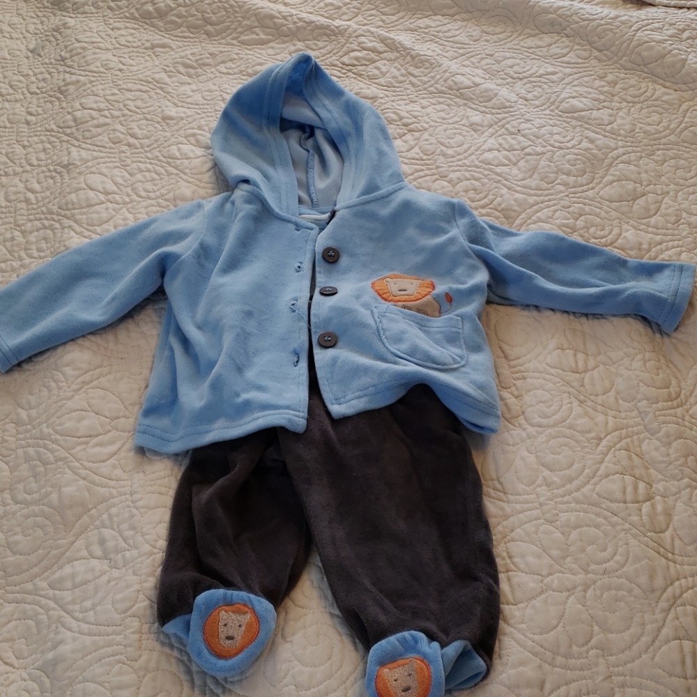 Lion Outfit